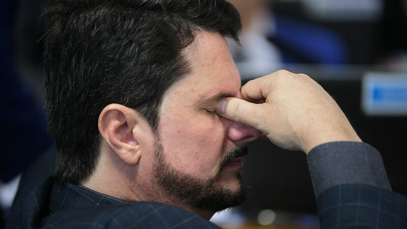 PF indicia Marcos do Val por obstrução de Justiça e incitação ao crime
