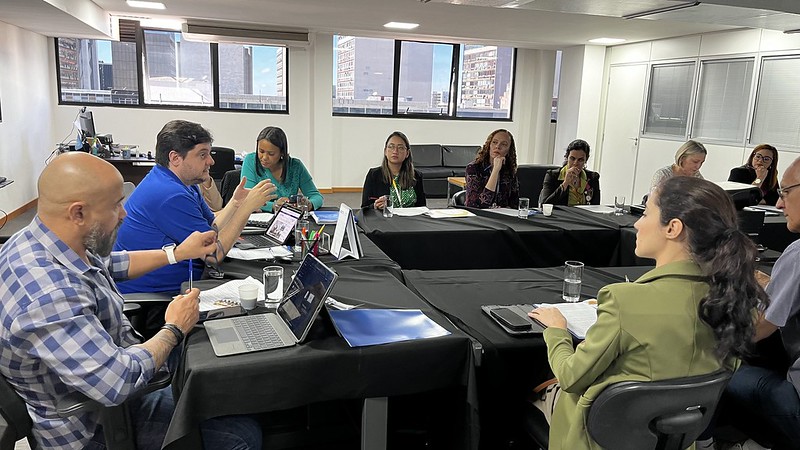 Fórum debate políticas públicas para famílias sustentáveis em oitava reunião