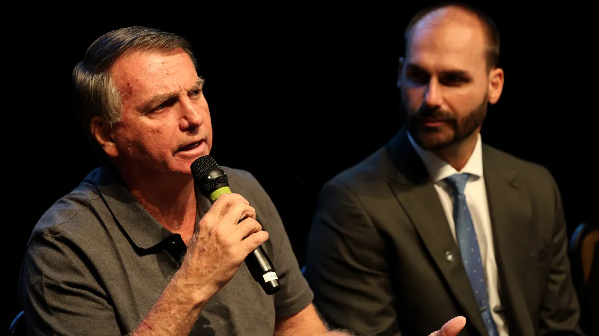 PF: Bolsonaro e Eduardo transferiram R$ 2 mi parcelados para evitar alertas