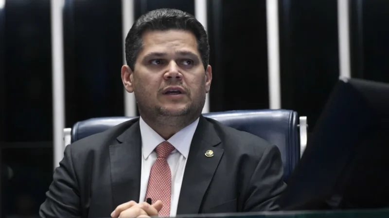 Alcolumbre marca instalação da CPMI do INSS para a próxima semana