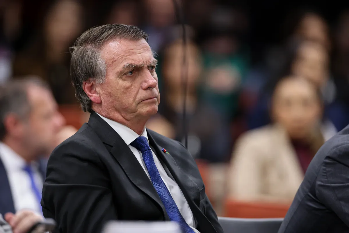 Defesa de Bolsonaro acusa investigação da PF de massacre
