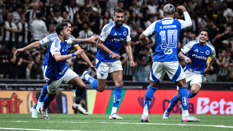 Fabrício Bruno mira Copa do Mundo após convocação: “Constância”