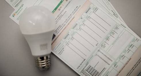 Quase 1 milhão de brasilienses terá desconto na conta de luz a partir de agosto
