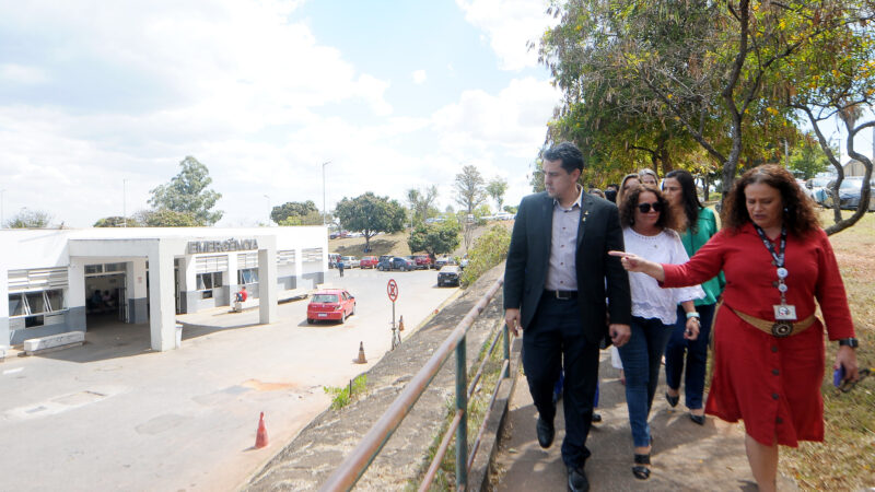 Gestão traça estratégias para melhorar atendimento no Hospital da Região Leste