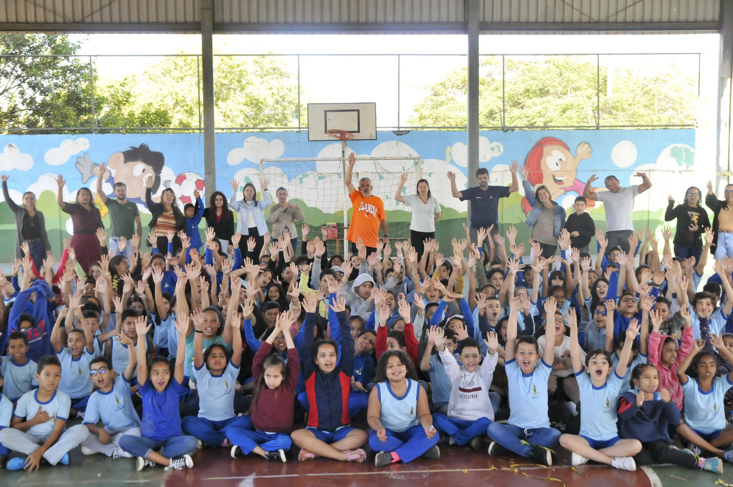 Projeto Escola + Arte leva arte, música e reflexão para crianças da rede pública de ensino