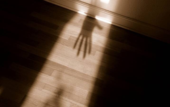 Homem é condenado a 456 anos por crimes sexuais contra a filha