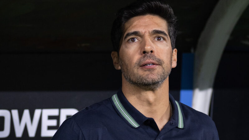 Abel Ferreira destaca vitória do Palmeiras e elogia CBF por decisão