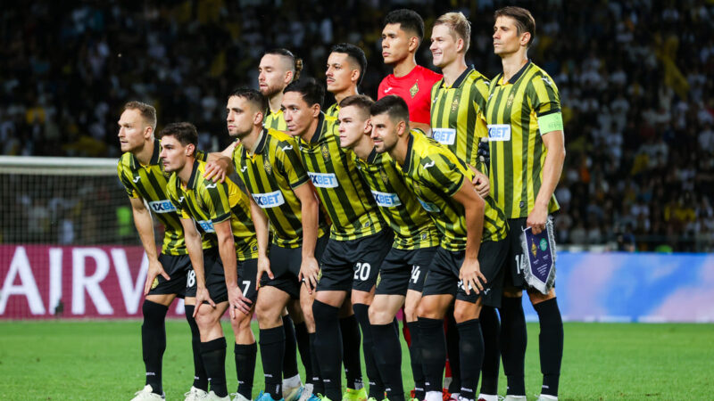 Jogadores do Kairat comemoram confronto com o Real na Champions; veja