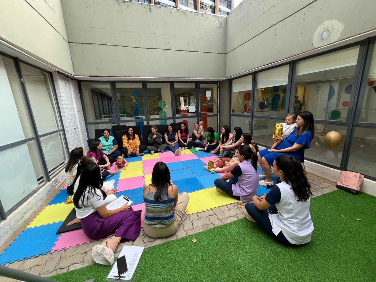 Berçário Buriti recebe servidoras em evento sobre importância do aleitamento materno