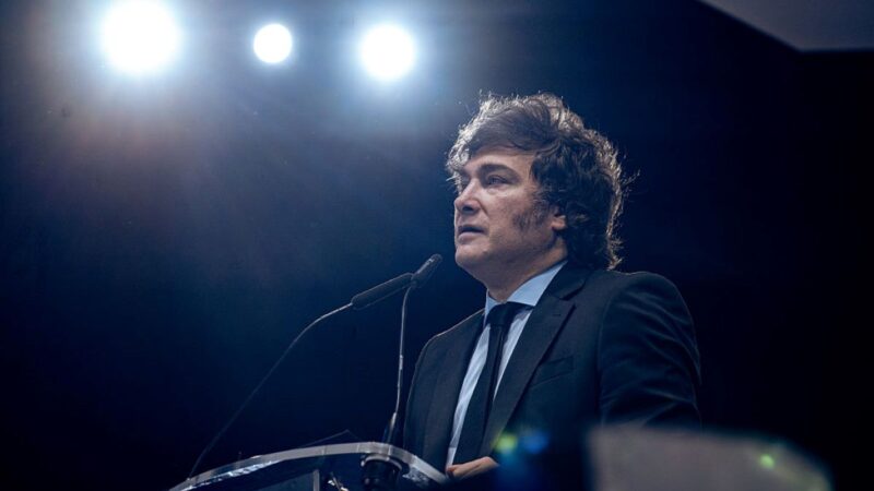 Escândalo de corrupção arranha imagem de Javier Milei na Argentina