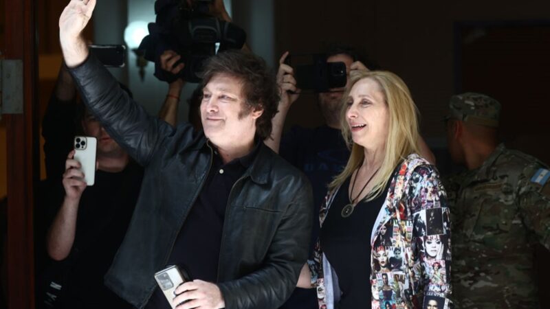 Para governo, novos áudios atribuídos a Karina Milei são um escândalo