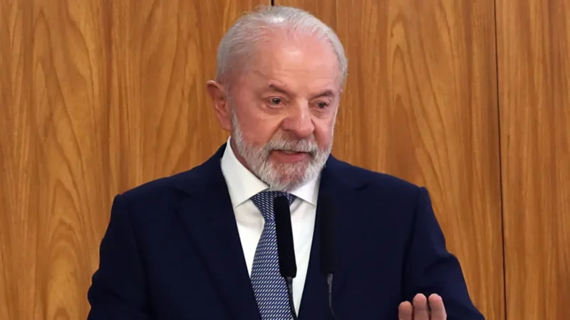 Lula diz que toda big tech no Brasil está subordinada às regras do país