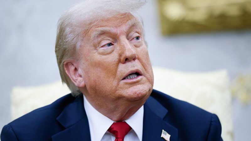 Trump quer restringir vistos de estudantes e jornalistas