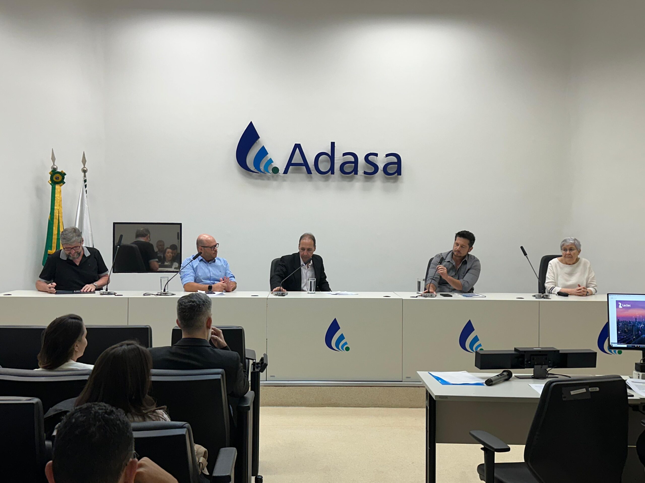 PDI é destaque em encontro do Conselho de Saneamento do DF
