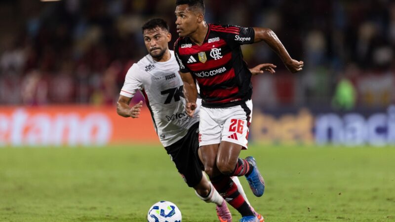 Exames confirmam lesão de Alex Sandro após goleada do Flamengo. Veja