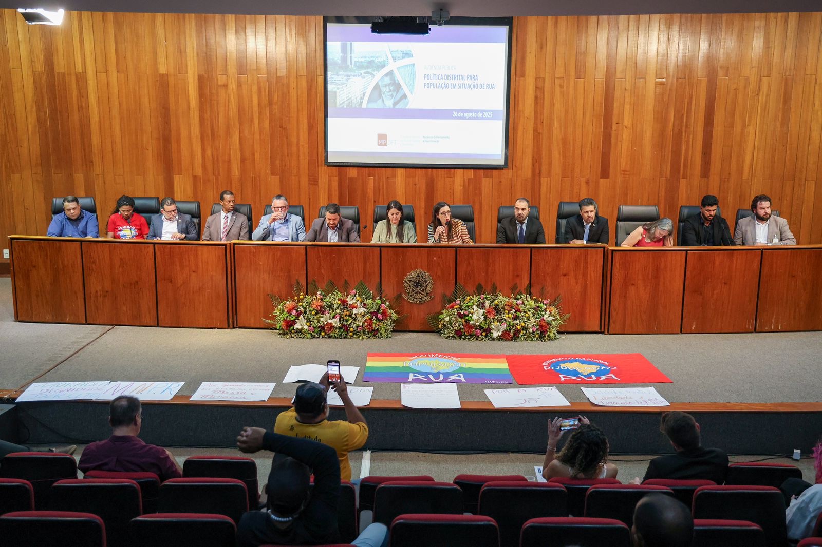 Audiência pública debate avanços e desafios da Política Distrital para Pessoa em Situação de Rua
