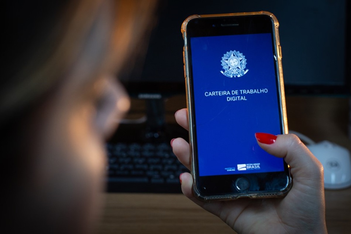 Caged: DF abre mais de 1,7 mil empregos formais em julho