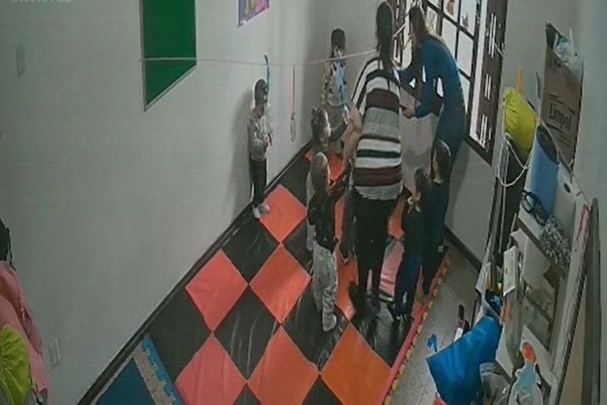 RS: creche se pronuncia após demitir professora que agrediu crianças