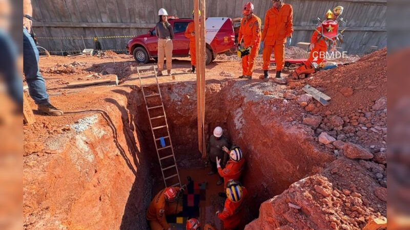 Operário cai em buraco de 3m de profundidade em obra no Lago Norte