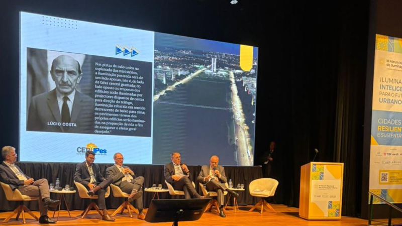 Iluminação pública do DF é apresentada como caso de sucesso em fórum nacional
