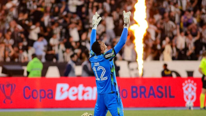 Goleiro do Botafogo volta a ser especulado em time da Premier League