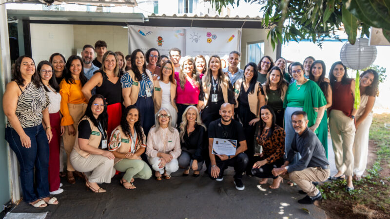 Projeto Alfaletrando lança livro escrito por servidoras da Educação