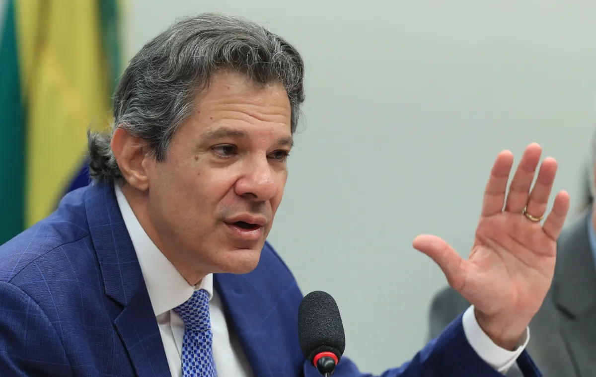 Junto com Alckmin, Haddad diz que Brasil “não pode ser quintal de ninguém”