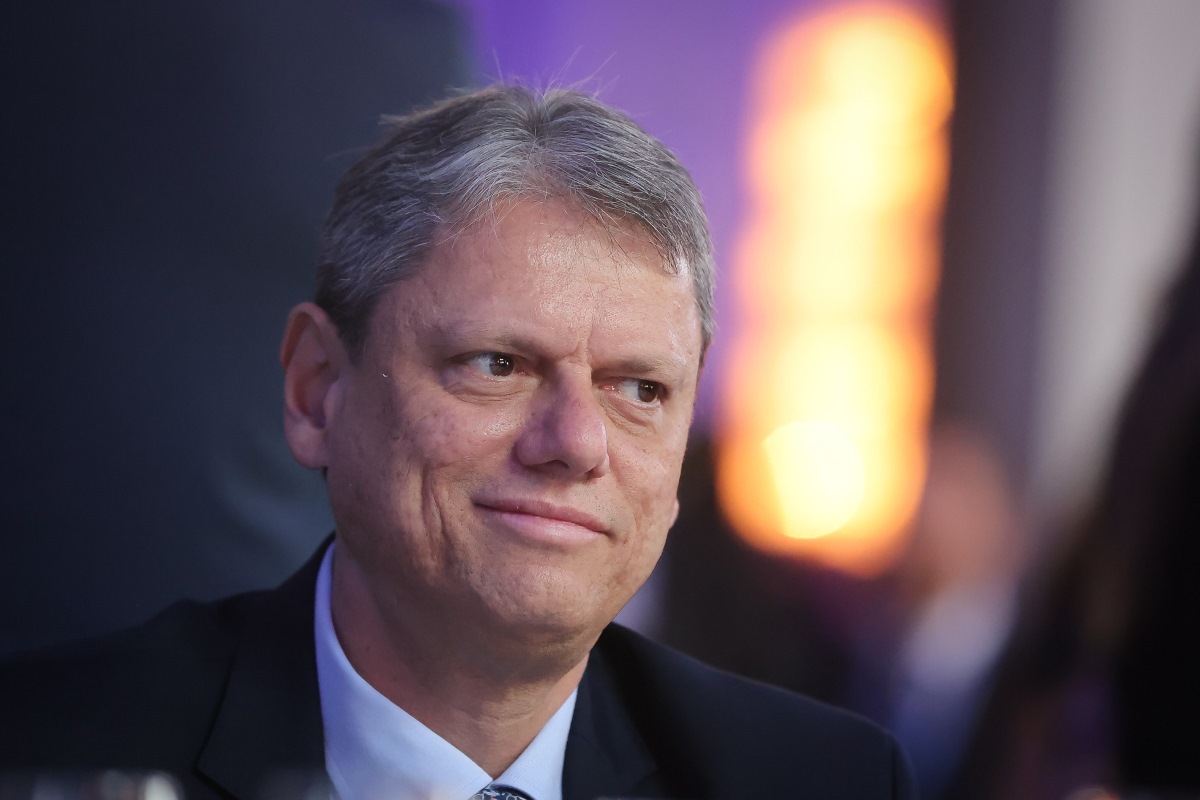 Marcos Pereira tieta Tarcísio sobre candidatura em 2026: “Quem sabe?”