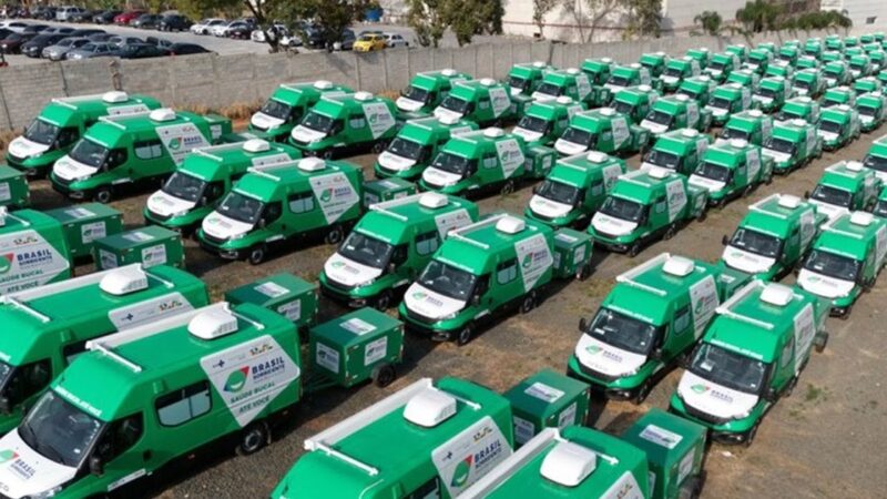 Distrito Federal recebe cinco unidades odontológicas móveis para levar atendimento à população