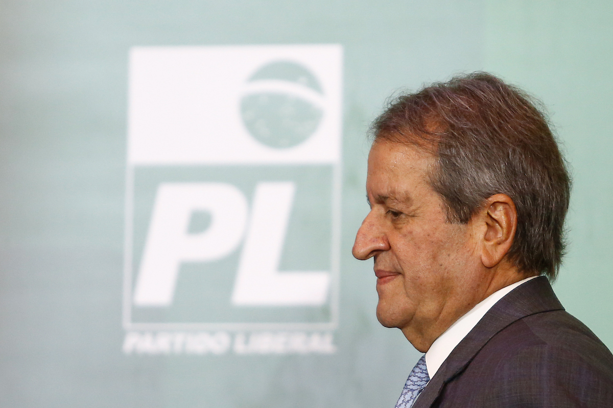 Tarcísio consolida candidatura e Valdemar alerta: “Plano é Bolsonaro”