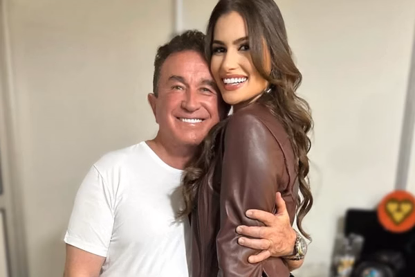 Esposa de Amado Batista fala sobre projeto de ter filhos com cantor