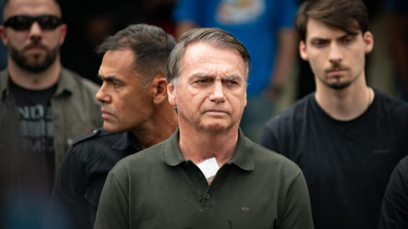 Saiba os motivos que levaram Bolsonaro a ir para o hospital