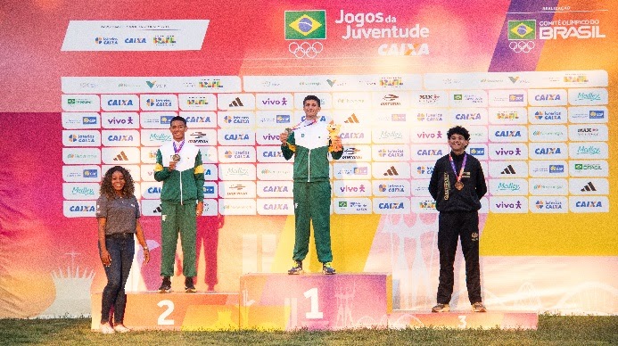 Dobradinha brasiliense nos 800 m masculino é destaque durante os Jogos da Juventude