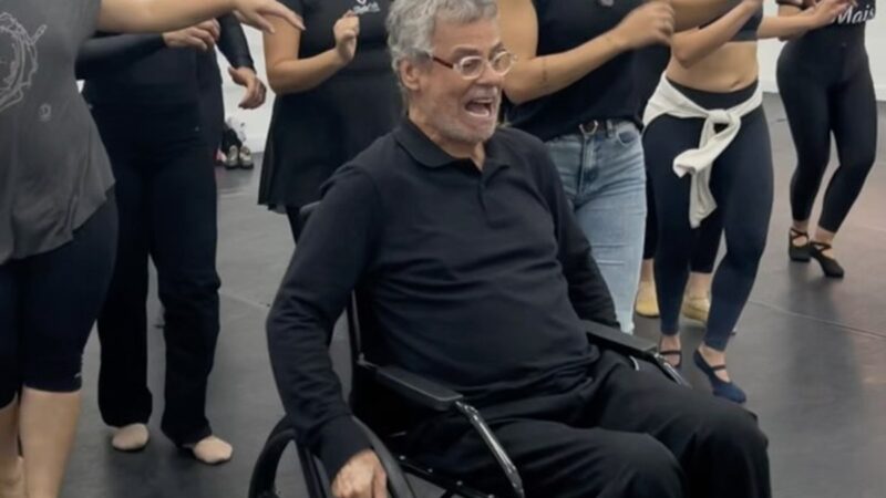 Carlinhos de Jesus fala sobre doença que o deixou de cadeira de rodas
