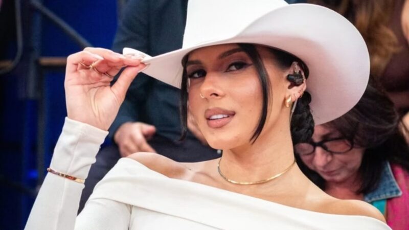 Ana Castela recebe cartas anônimas com mensagens de ódio