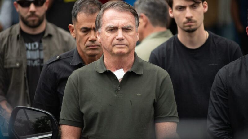 Defesa de Bolsonaro prepara pedido pelo fim da prisão domiciliar