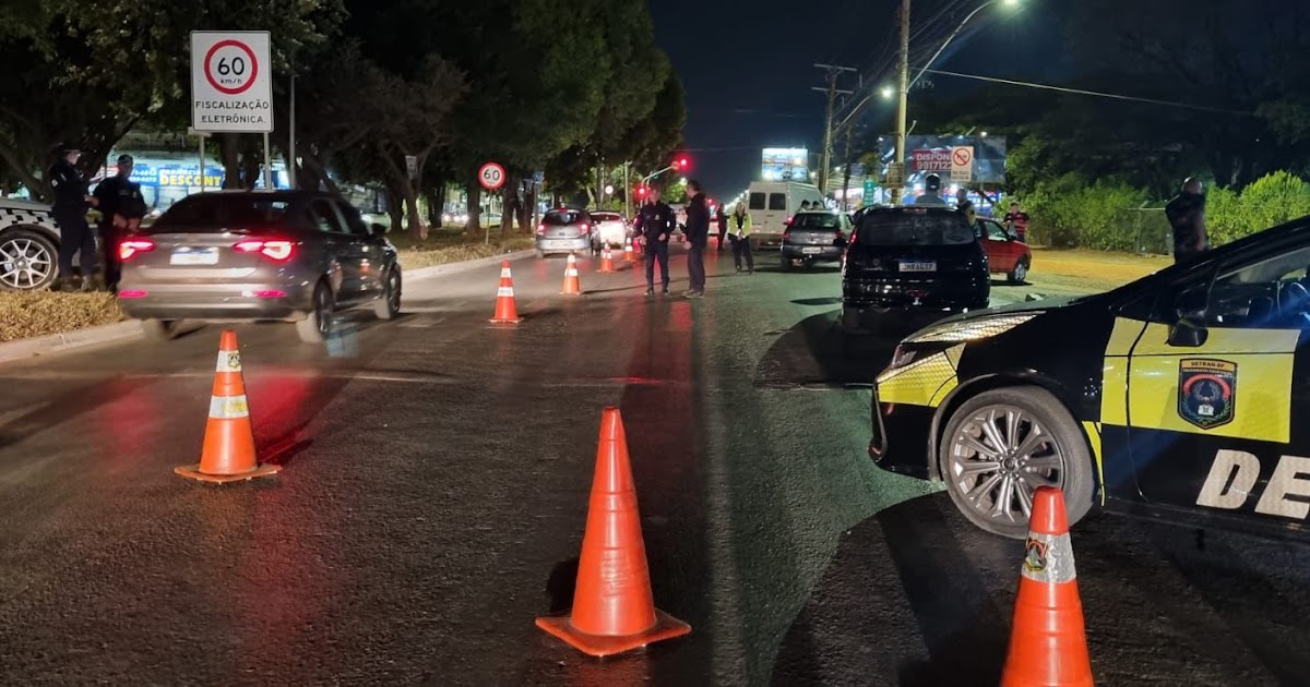 Fiscalização no DF autua 46 motoristas por embriaguez ao volante no fim de semana