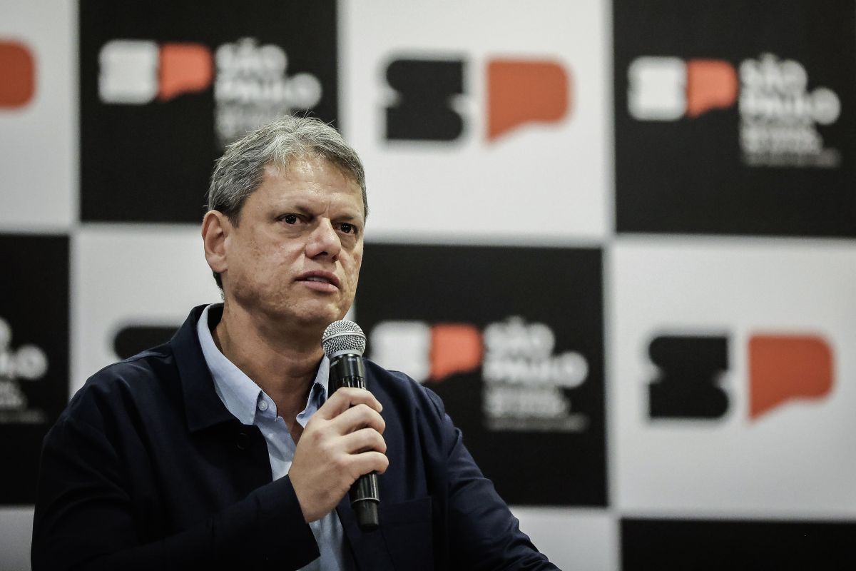Governo se anima com negativa de Motta a Tarcísio em dia de julgamento