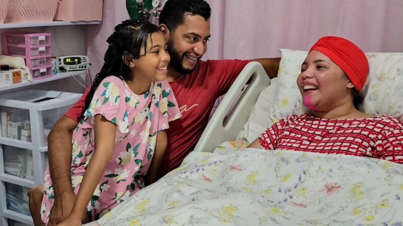 Cantora gospel em coma: entenda disputa judicial entre a família