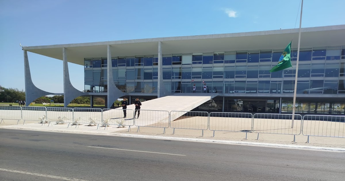Às vésperas do julgamento de Bolsonaro, GSI reforça segurança no Palácio do Planalto