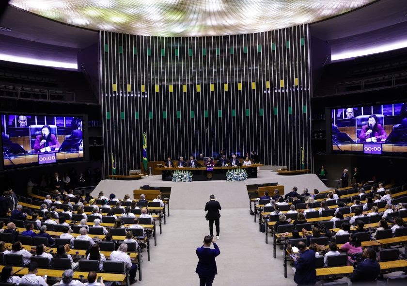 Câmara dos Deputados homenageia Hospital Amaral Carvalho pelos 110 anos de história