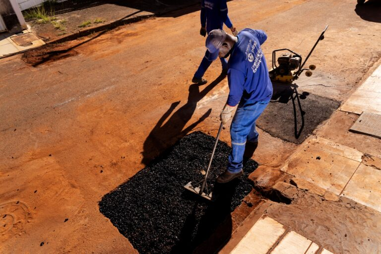 Caesb promove melhorias nas redes de abastecimento de água do Gama e Samambaia