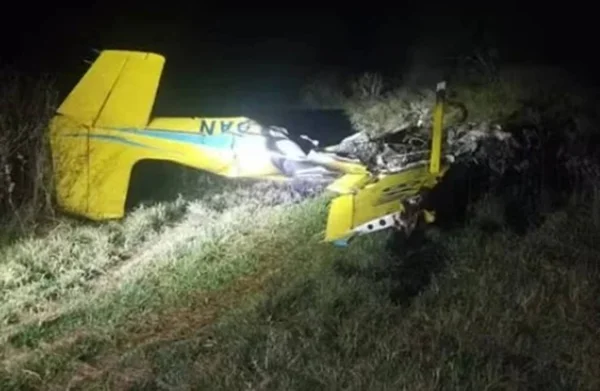 Avião que caiu em MS voava fora do horário; 4 morreram