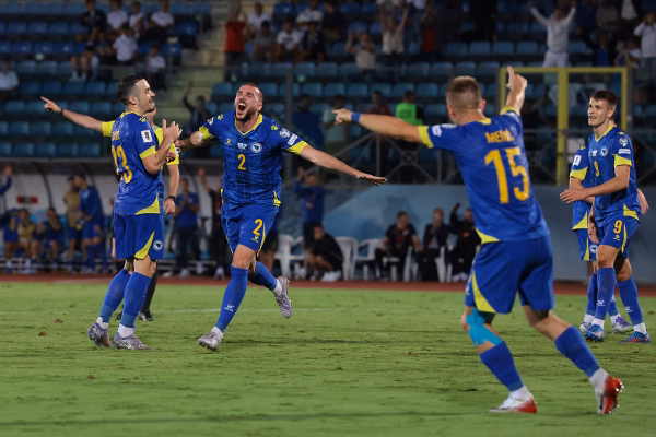 Eliminatórias: Inglaterra vence Andorra e Portugal goleia Armênia