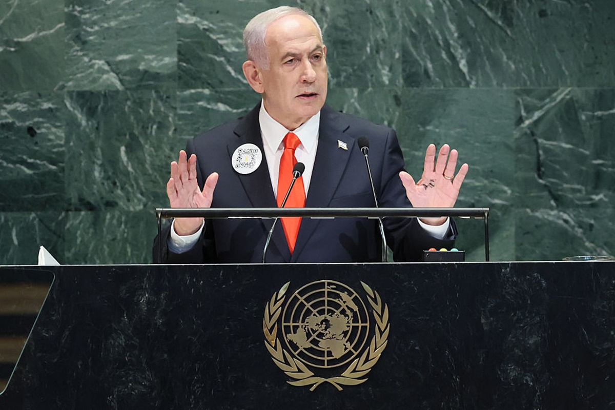 Exército de Israel toma celulares em Gaza e transmite Netanyahu na ONU