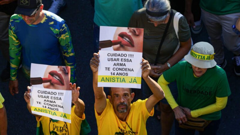 Atlas/Bloomberg: 57,3% são contra anistia “ampla, geral e irrestrita”
