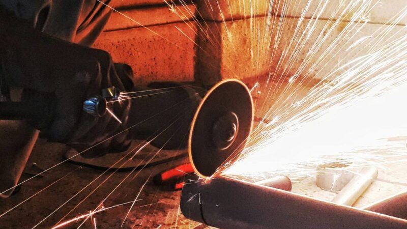 Confiança da indústria fica estável em setembro, diz pesquisa da FGV