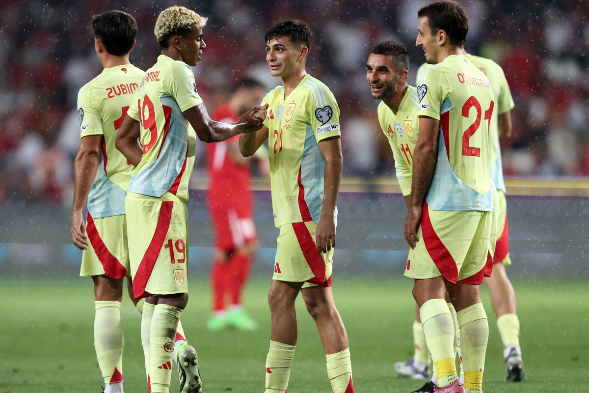 Eliminatórias: Espanha goleia e Alemanha vence de forma segura