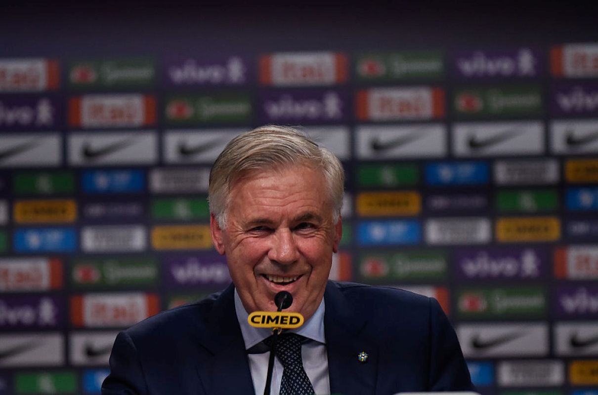 Carlo Ancelotti estreia no Maracanã à frente da Seleção contra o Chile