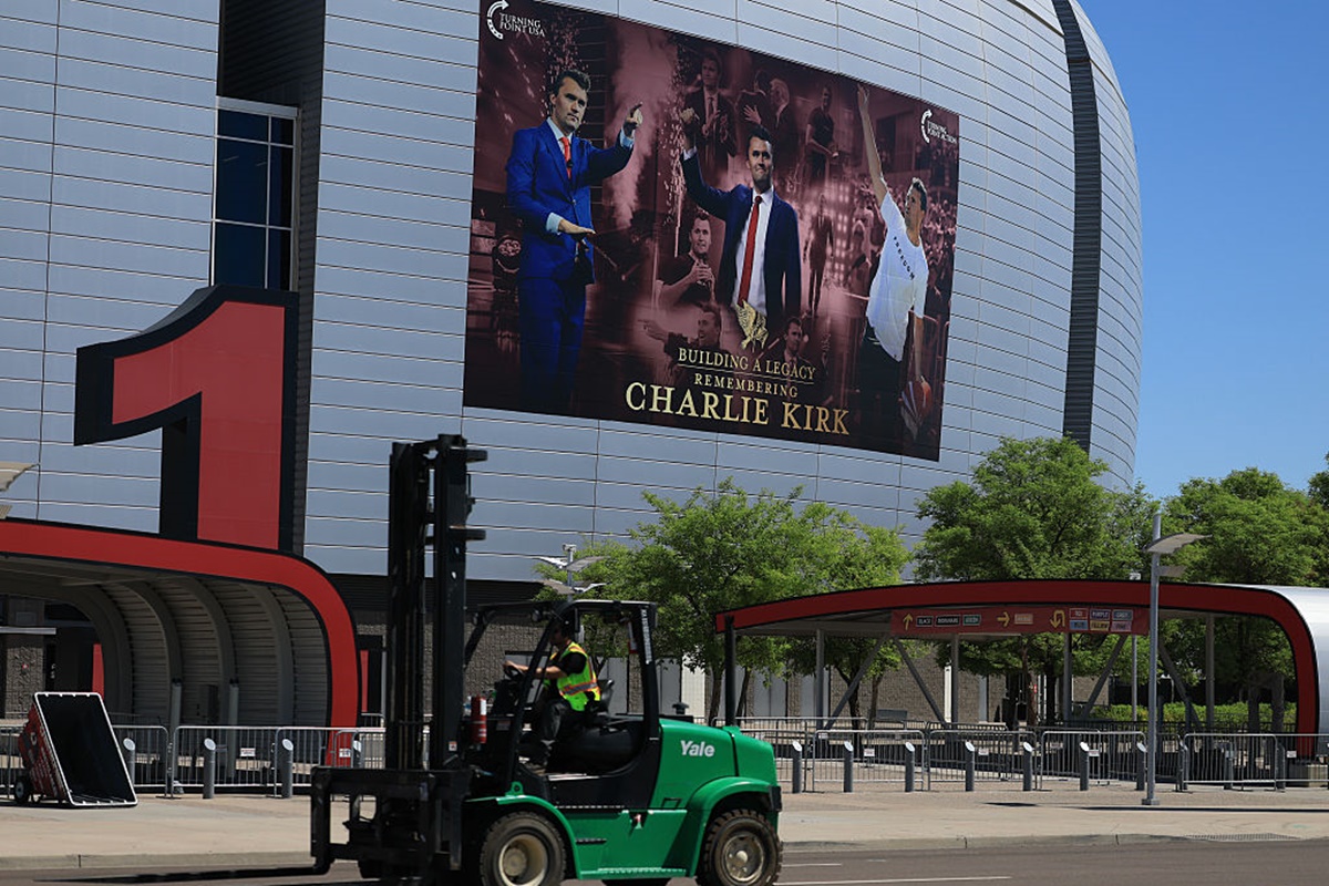 EUA: homem armado é preso ao tentar entrar no funeral de Charlie Kirk